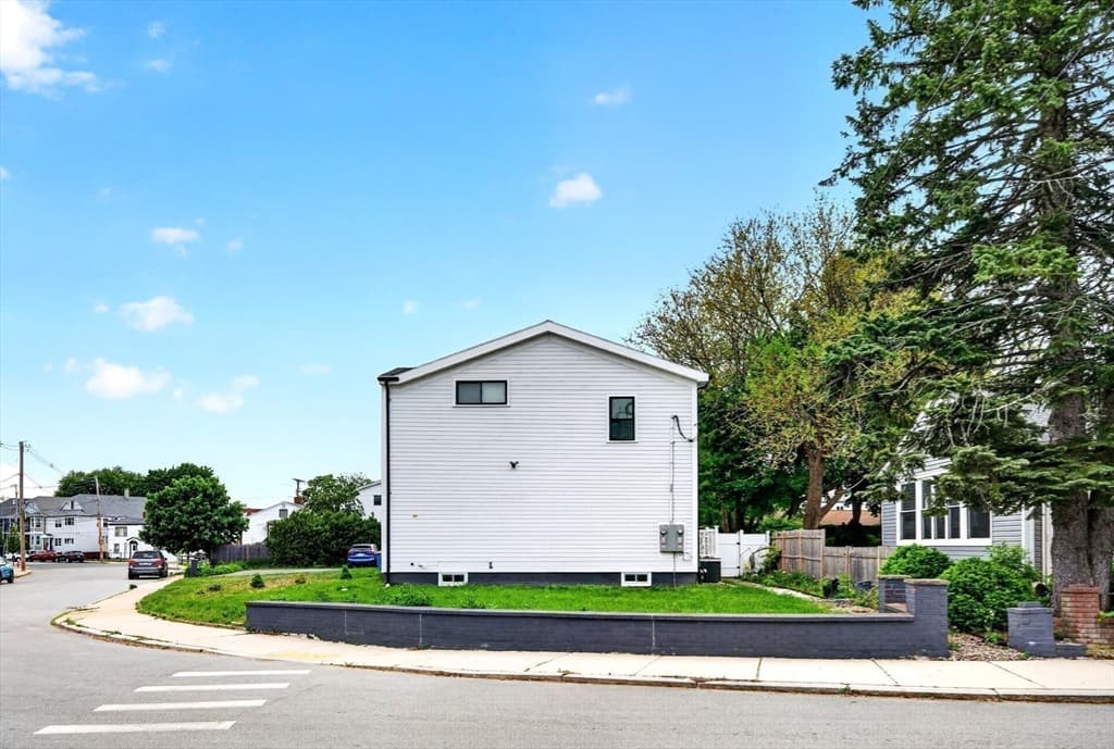 55 Banks St # 2, Winthrop MA 02152 photo 25