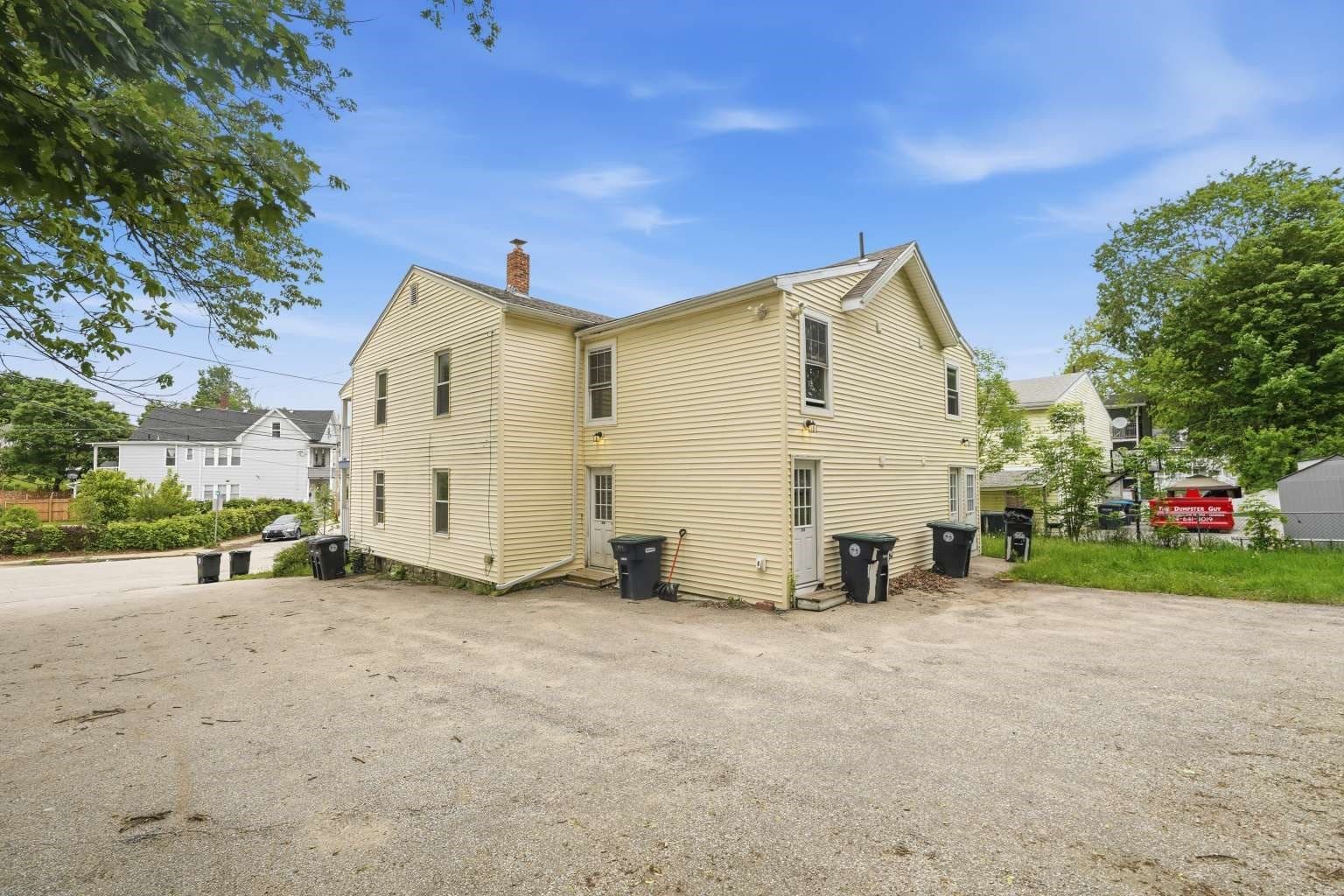 4 Family at 33 Union St, Southbridge MA 01550, Southbridge, photo 5 of 20