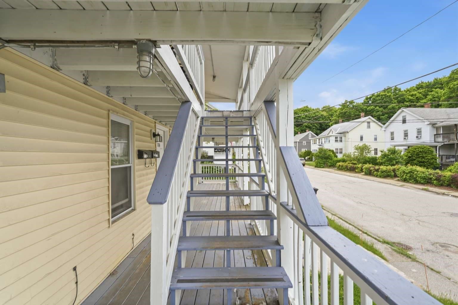 4 Family at 33 Union St, Southbridge MA 01550, Southbridge, photo 10 of 20