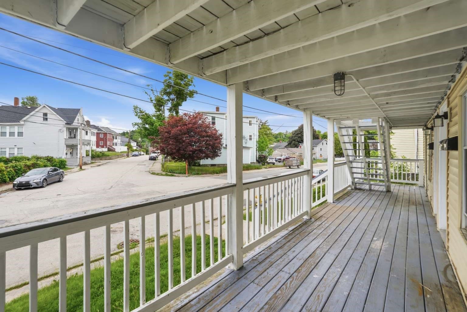 4 Family at 33 Union St, Southbridge MA 01550, Southbridge, photo 8 of 20