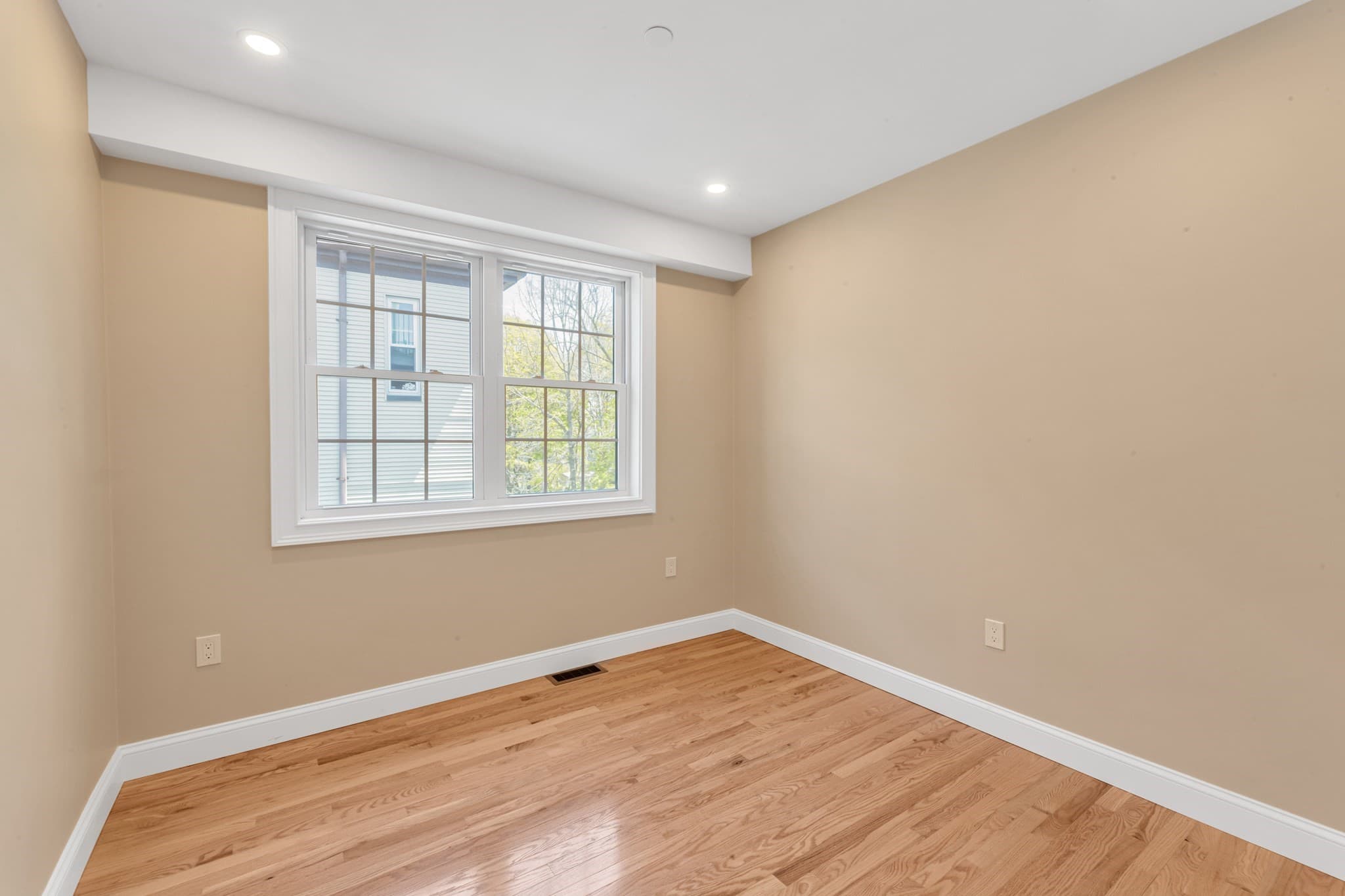 Stock Cooperative at 112 Armandine Street # 3, Boston MA 02124, photo 23 of 30