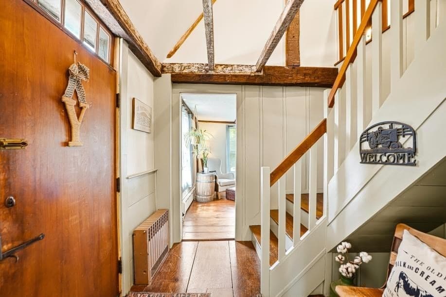 Single Family Residence at 52 Elm St, Upton MA 01568, photo 5 of 42