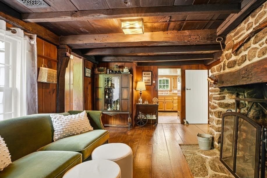 Single Family Residence at 52 Elm St, Upton MA 01568, photo 11 of 42