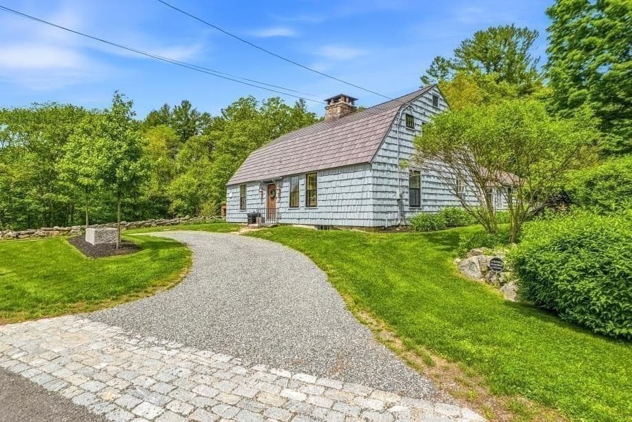 Single Family Residence at 52 Elm St, Upton MA 01568, photo 40 of 42