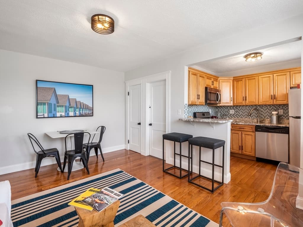Condominium at 8 Walnut St # 28, Everett MA 02149, Everett, photo 12 of 23