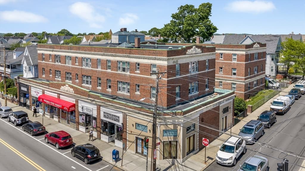 Condominium at 8 Walnut St # 28, Everett MA 02149, Everett, photo 4 of 23