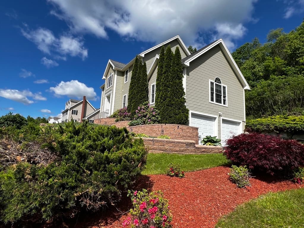 7 Deer Run, Charlton MA 01507 photo 29
