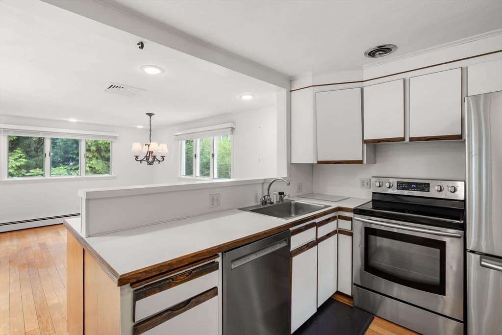 25 Countryside Ln, Marblehead MA 01945 photo 14