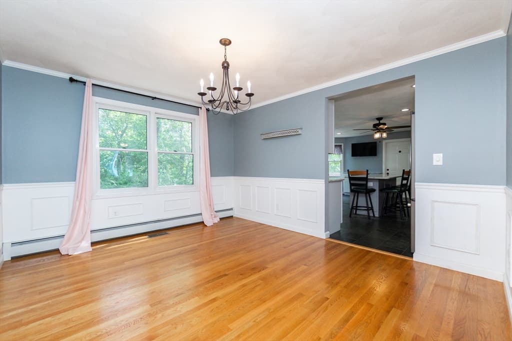 63 Bow St, Saugus MA 01906 photo 6