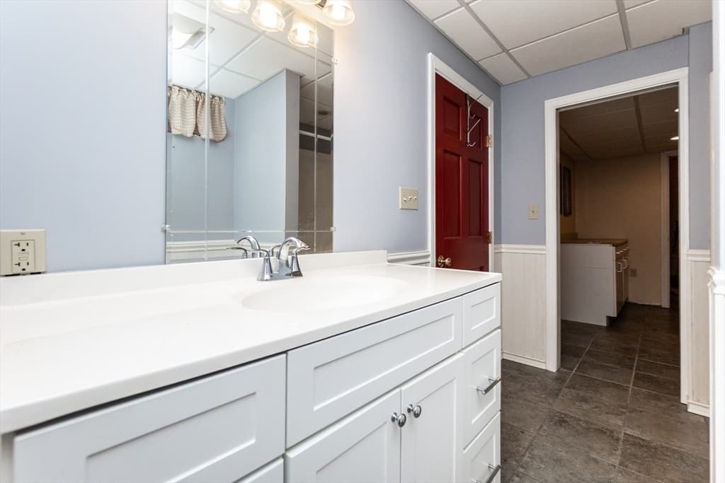 63 Bow St, Saugus MA 01906 photo 28