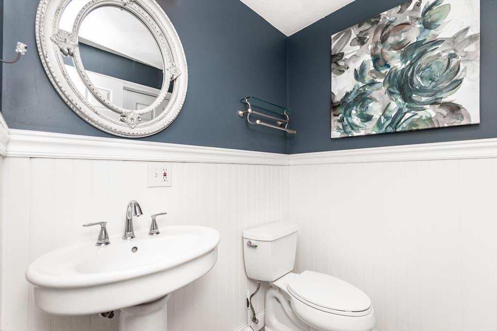 63 Bow St, Saugus MA 01906 photo 11