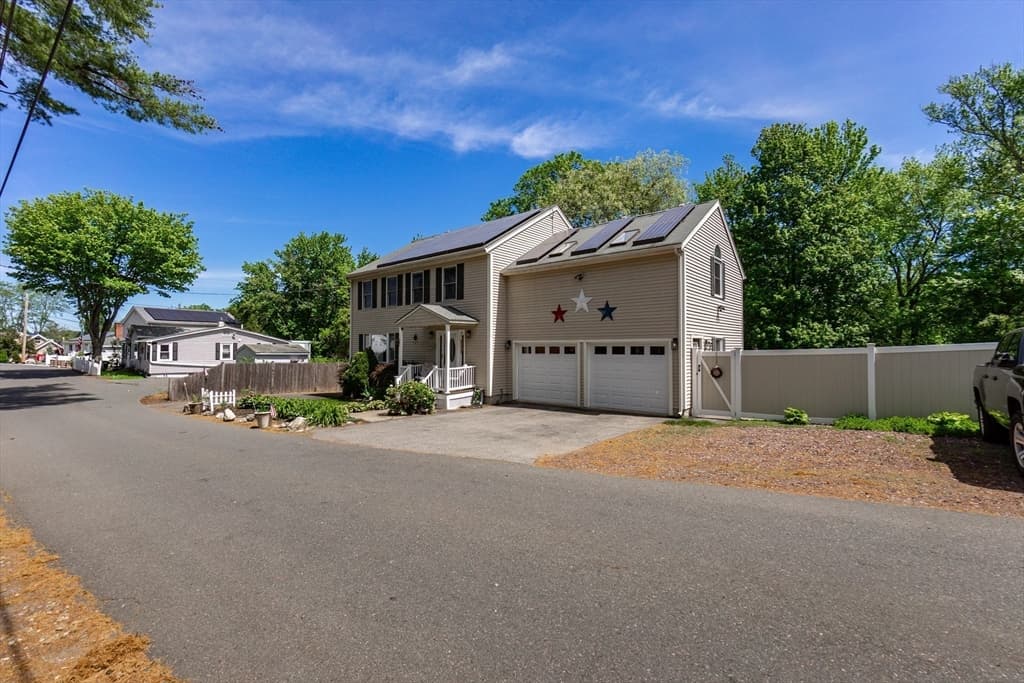63 Bow St, Saugus MA 01906 photo 39
