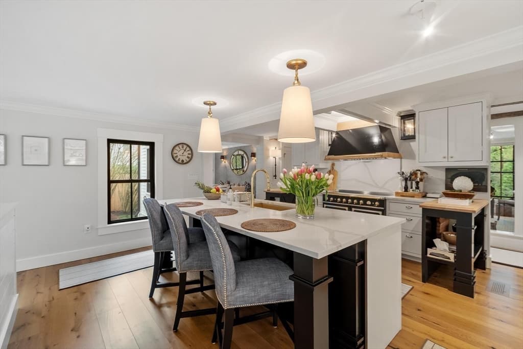 653 Main St, Concord MA 01742 photo 10