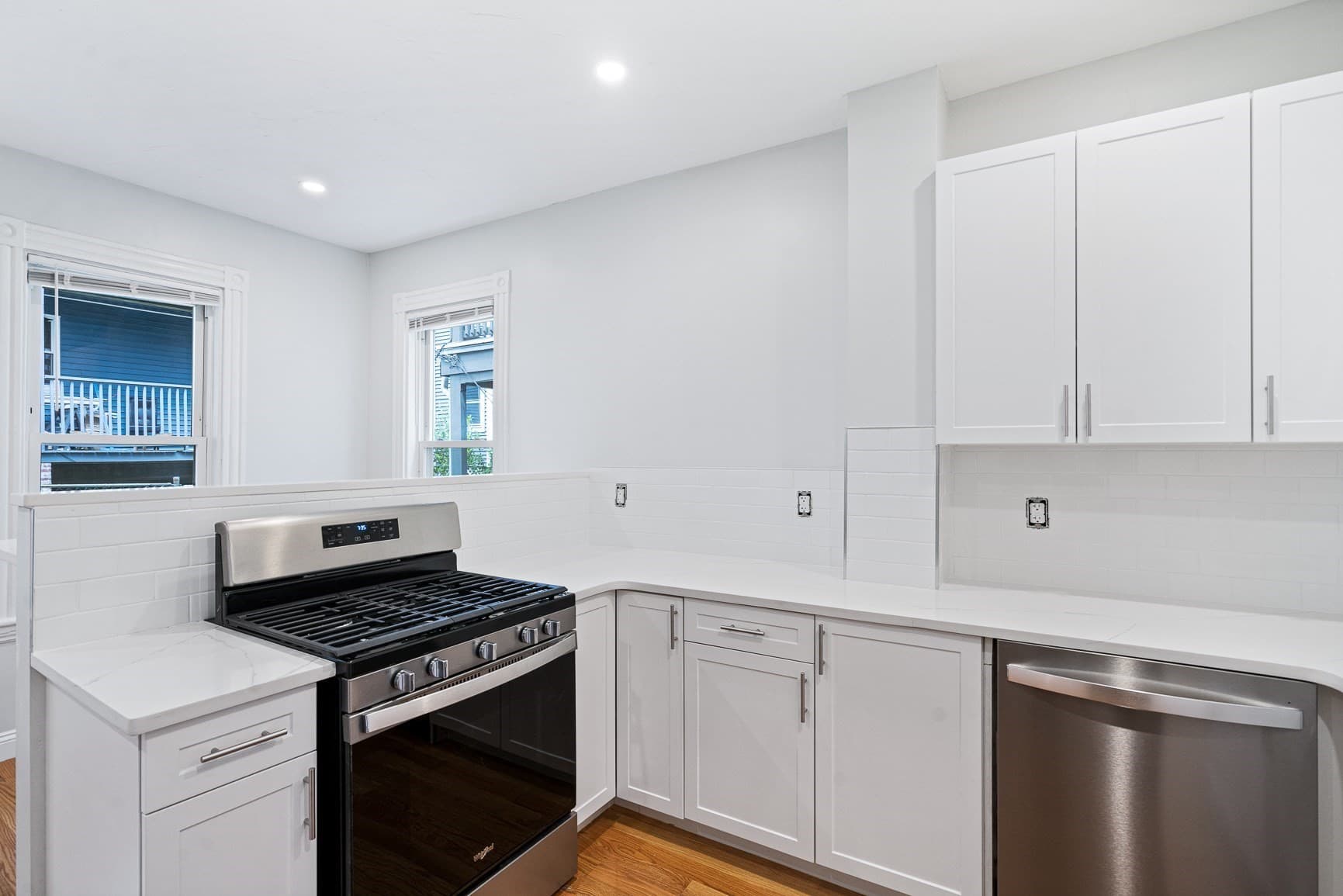 3 Family - 3 Units Up/Down at 35 Newport Street, Boston MA 02125, Boston, photo 4 of 28