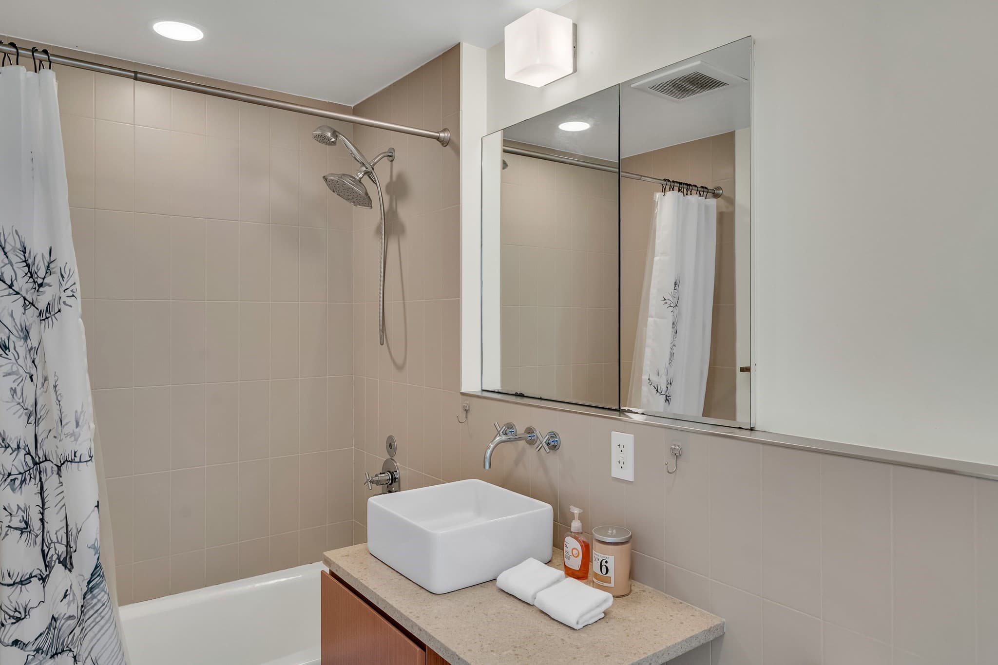 Condominium at 141 Dorchester Ave # 906, Boston MA 02127, Boston, photo 14 of 40