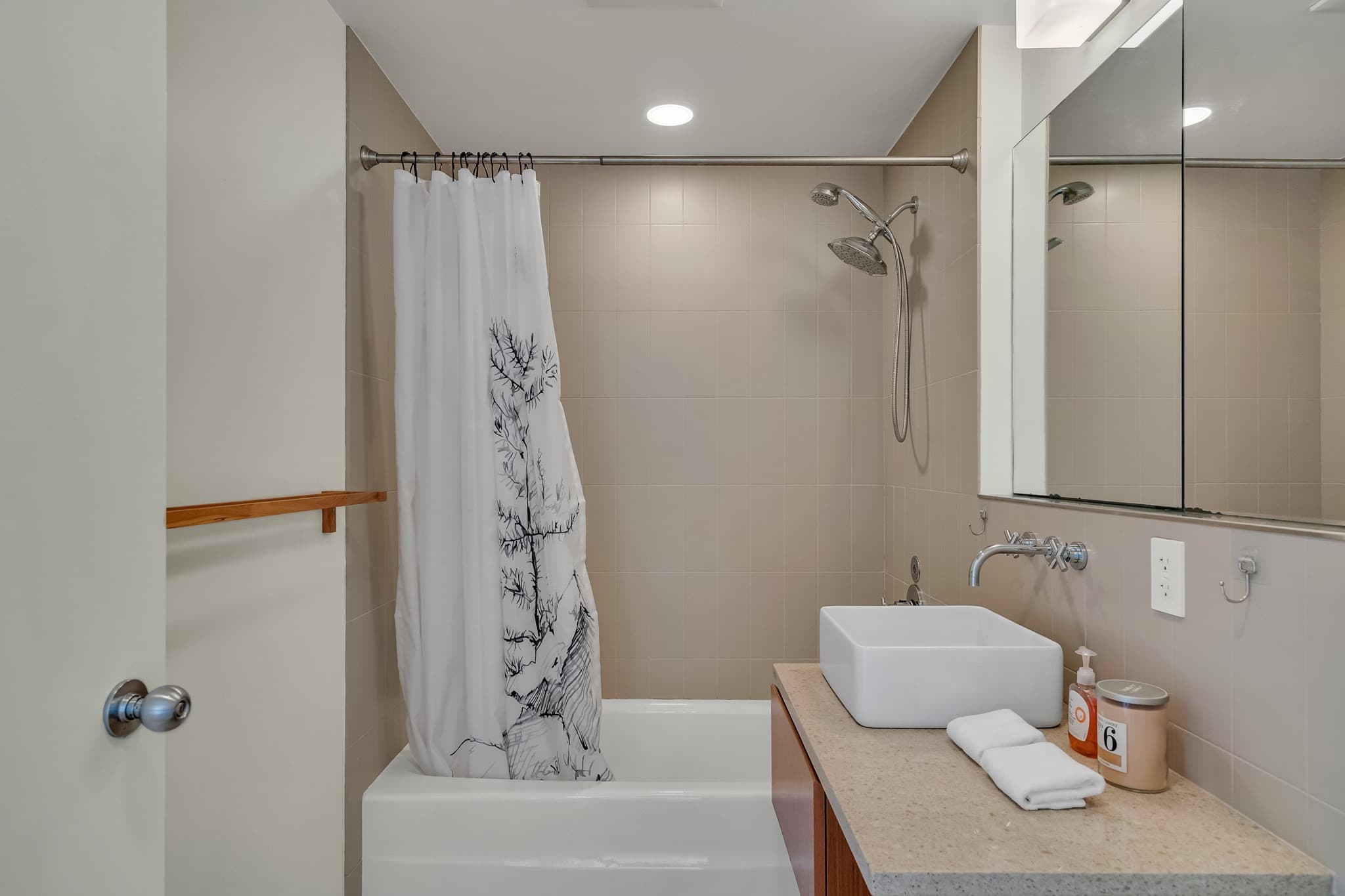 Condominium at 141 Dorchester Ave # 906, Boston MA 02127, Boston, photo 15 of 40