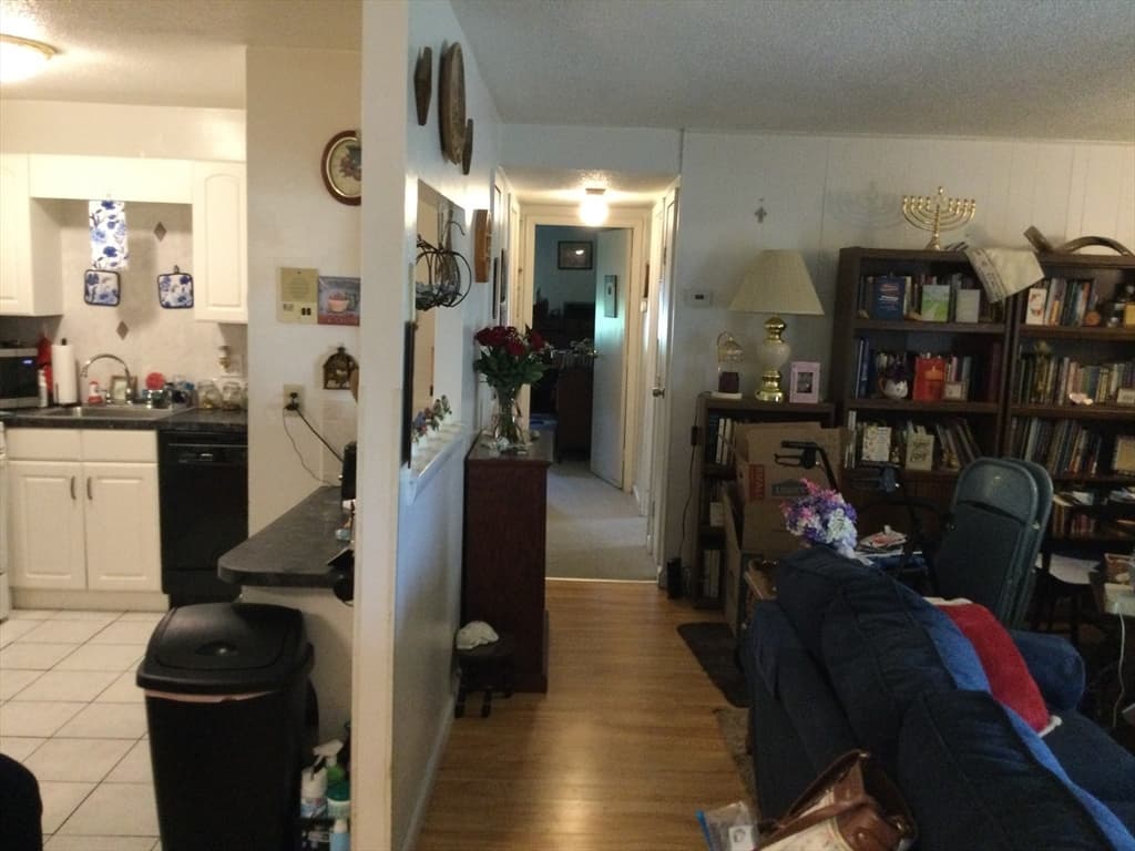Condominium at 685 Oak Street # 4, Brockton MA 02301, photo 6 of 19