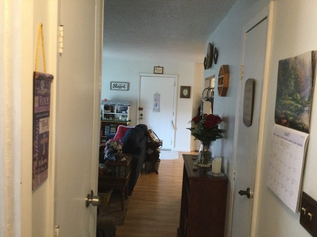Condominium at 685 Oak Street # 4, Brockton MA 02301, photo 11 of 19