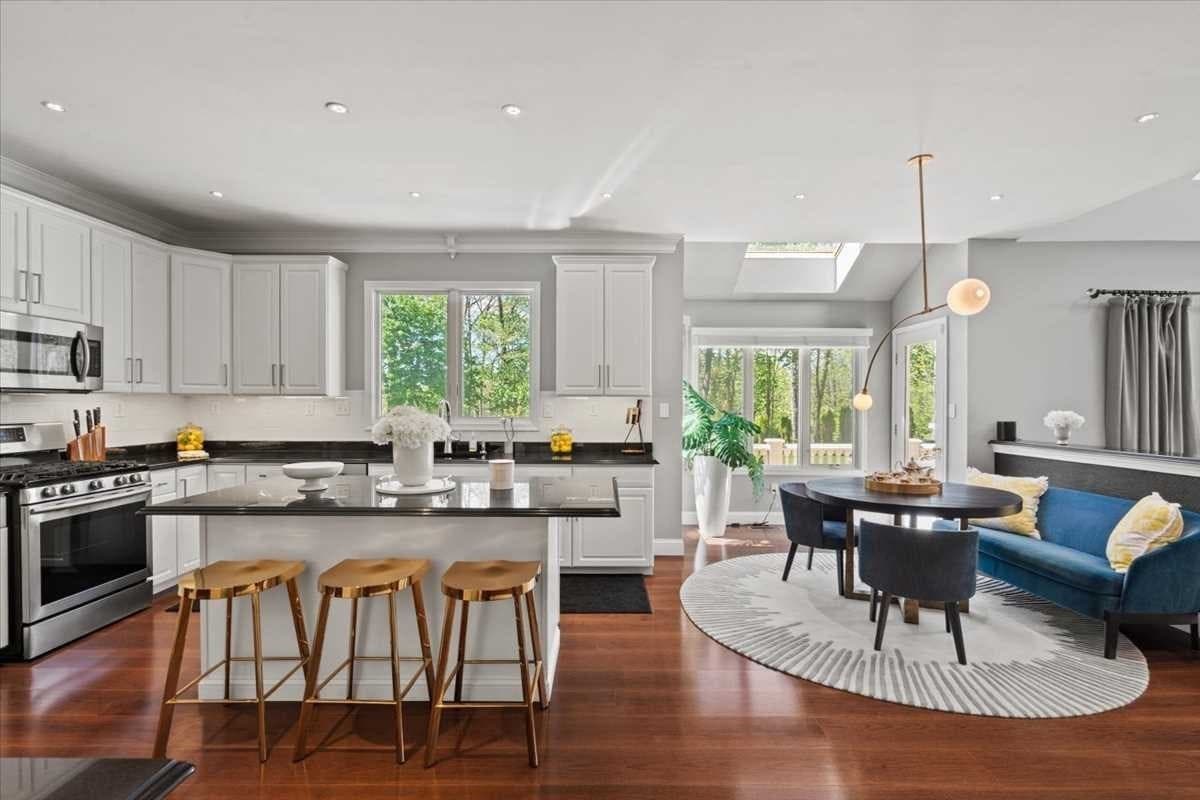 Single Family Residence at 7 Dickinson Circle, Shrewsbury MA 01545, photo 15 of 42