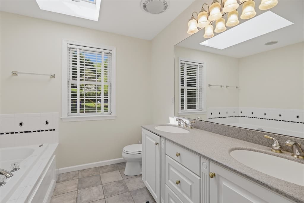 61 Indian Head Road, Framingham MA 01701 photo 31
