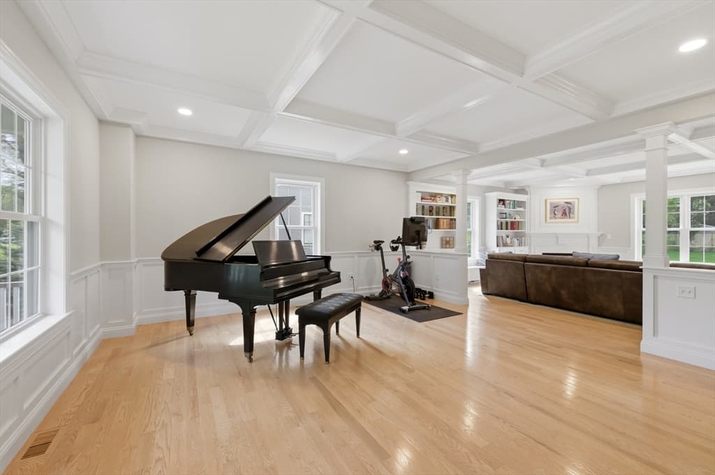 Single Family Residence at 20 Larchmont Lane, Lexington MA 02420, Lexington, photo 12 of 39