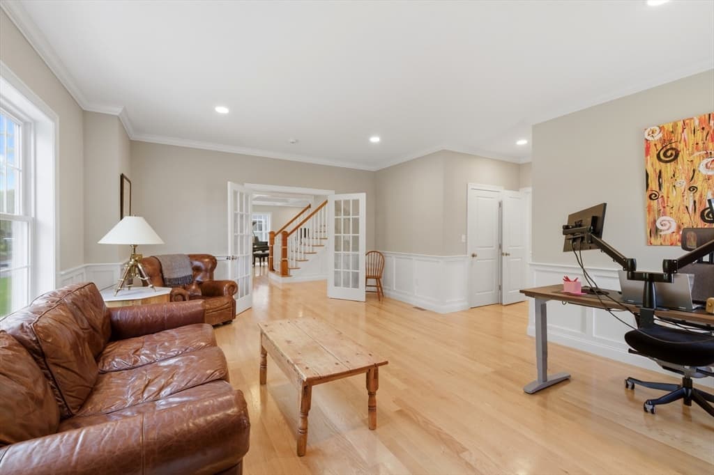 Single Family Residence at 20 Larchmont Lane, Lexington MA 02420, Lexington, photo 15 of 39