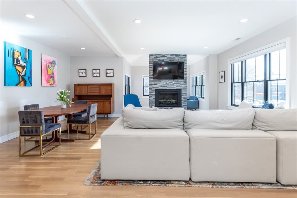 Condominium at 1 Zamora Street # 2, Boston MA 02130, photo 4 of 16