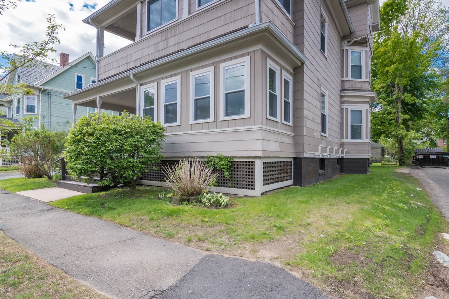 5+ Family - 5+ Units Up/Down at 13 Munroe St, Northampton MA 01060, Northampton, photo 3 of 24
