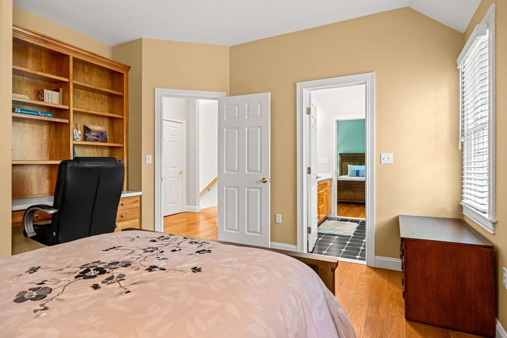 Single Family Residence at 140 Matheson Drive, Marlborough MA 01752, Marlborough, photo 22 of 32