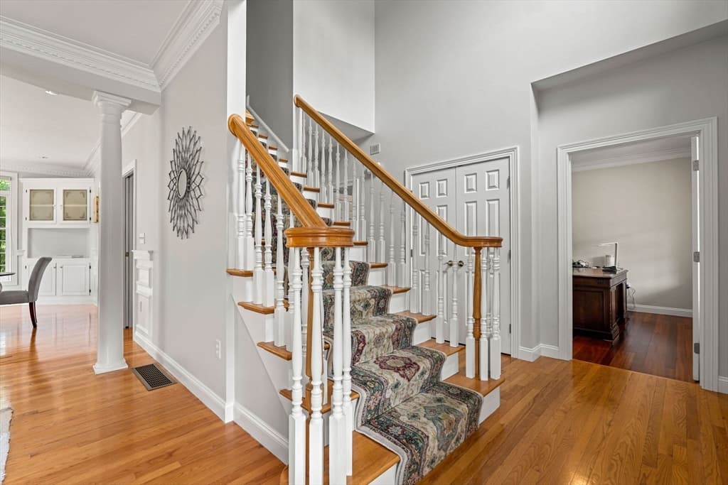 Single Family Residence at 140 Matheson Drive, Marlborough MA 01752, Marlborough, photo 5 of 32