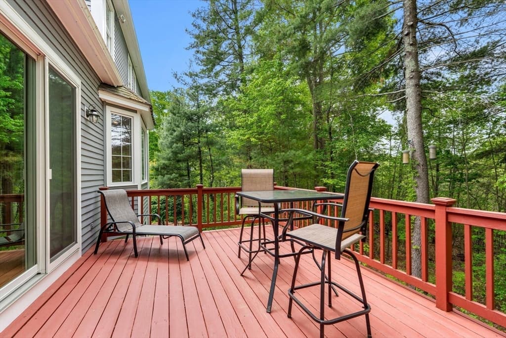 Single Family Residence at 140 Matheson Drive, Marlborough MA 01752, Marlborough, photo 14 of 32