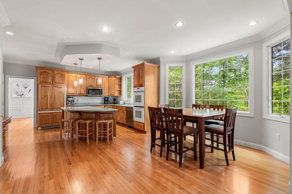 Single Family Residence at 140 Matheson Drive, Marlborough MA 01752, Marlborough, photo 11 of 32