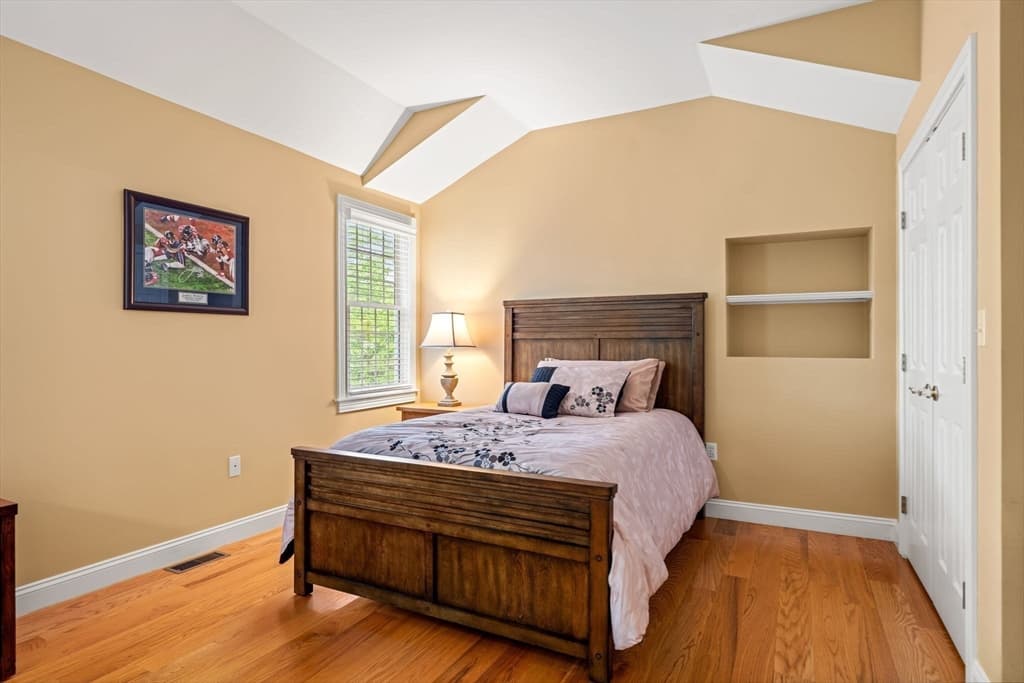 Single Family Residence at 140 Matheson Drive, Marlborough MA 01752, Marlborough, photo 21 of 32