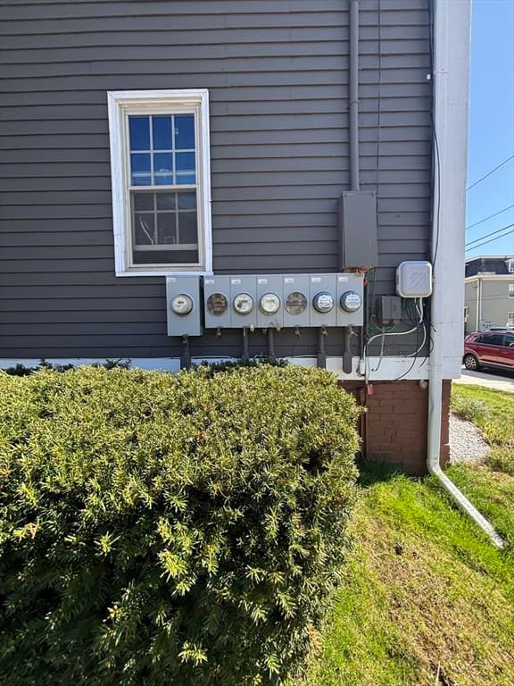 4 Family at 117-119 Portland Street, Haverhill MA 01830, Haverhill, photo 7 of 14