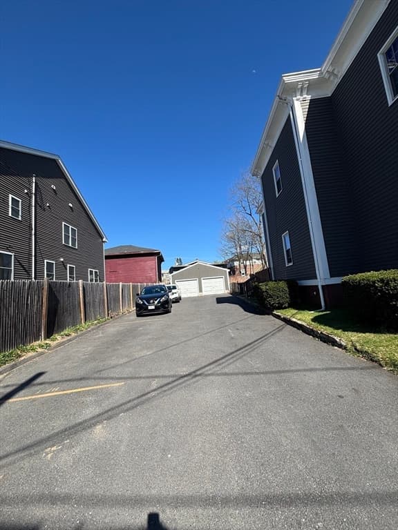 4 Family at 117-119 Portland Street, Haverhill MA 01830, Haverhill, photo 11 of 14