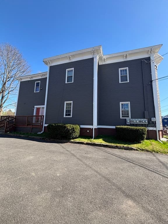 4 Family at 117-119 Portland Street, Haverhill MA 01830, Haverhill, photo 4 of 14