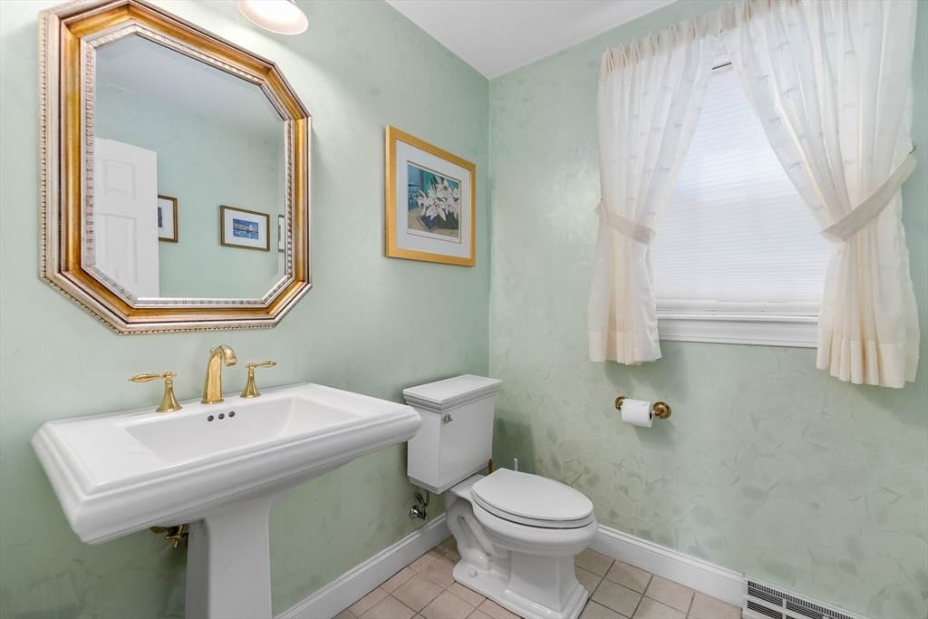 Single Family Residence at 4 Dorset Drive, Walpole MA 02032, Walpole, photo 17 of 42