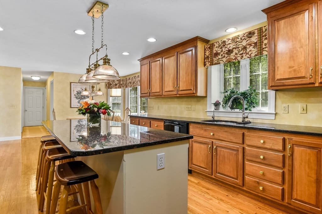 Single Family Residence at 4 Dorset Drive, Walpole MA 02032, Walpole, photo 11 of 42
