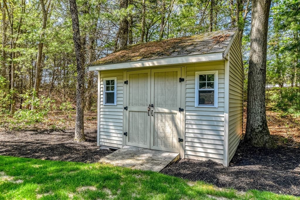 Single Family Residence at 4 Dorset Drive, Walpole MA 02032, Walpole, photo 39 of 42