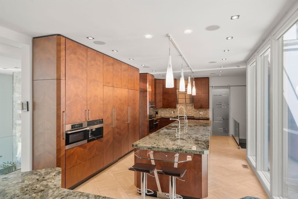 17 Edge Hill Rd, Newton MA 02467 photo 10