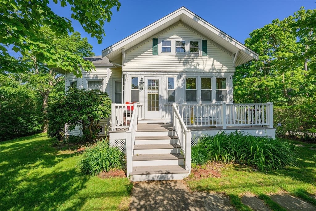 88 Route 6a, Orleans MA 02653