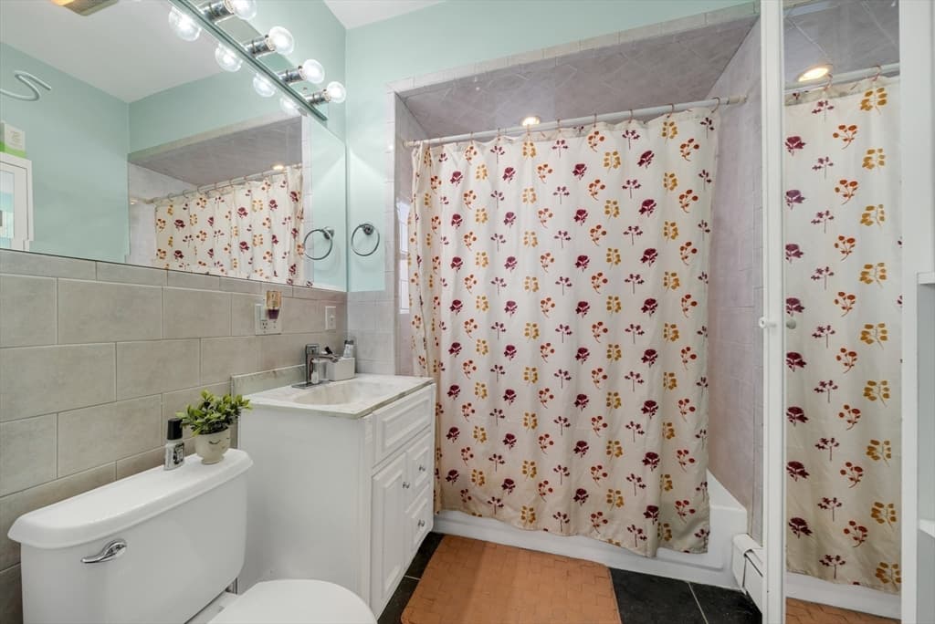 Condominium at 154 Fellsway West # 3, Medford MA 02155, photo 10 of 28