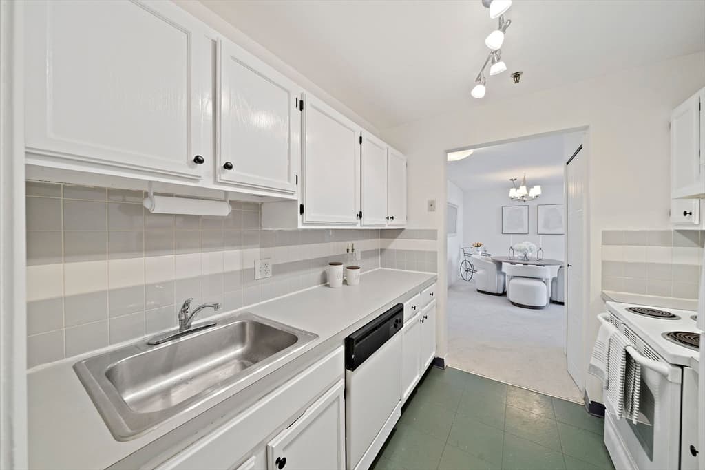 Condominium at 76 Elm St # 114, Boston MA 02130, photo 6 of 26