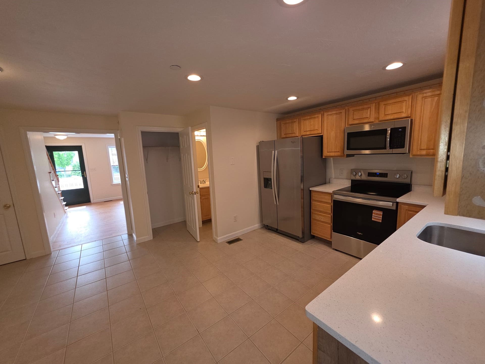 Condominium at 956 Warren Ave # 4, Brockton MA 02301, photo 13 of 40