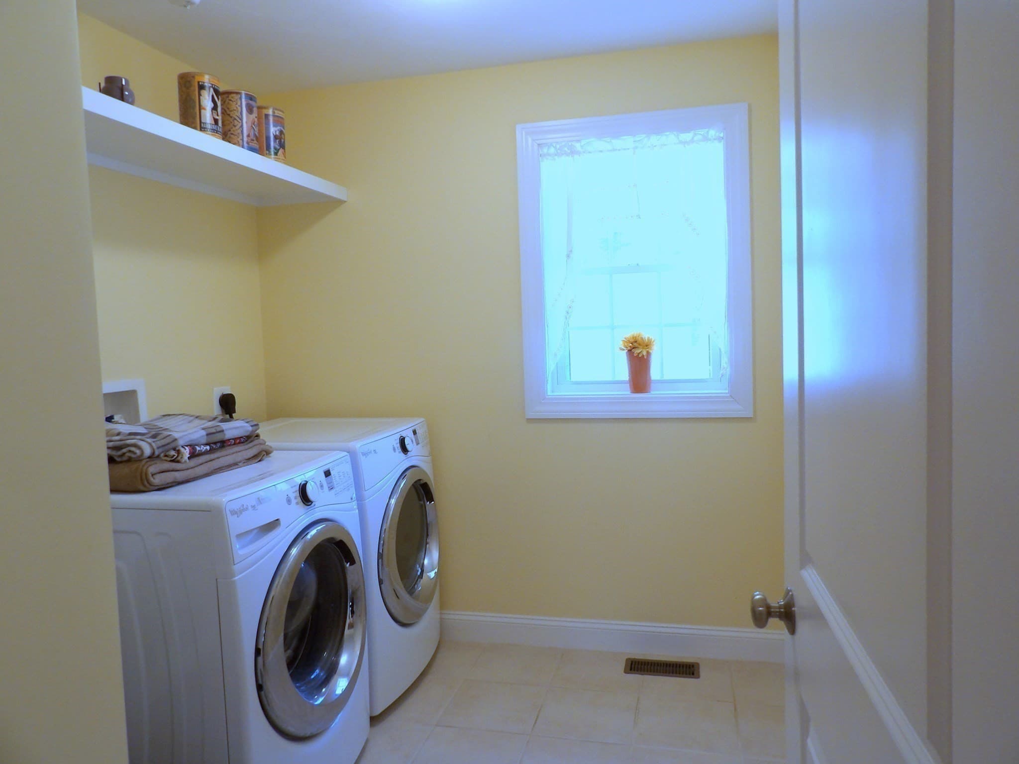 Single Family Residence at 429A Winthrop Street, Taunton MA 02780, photo 21 of 31