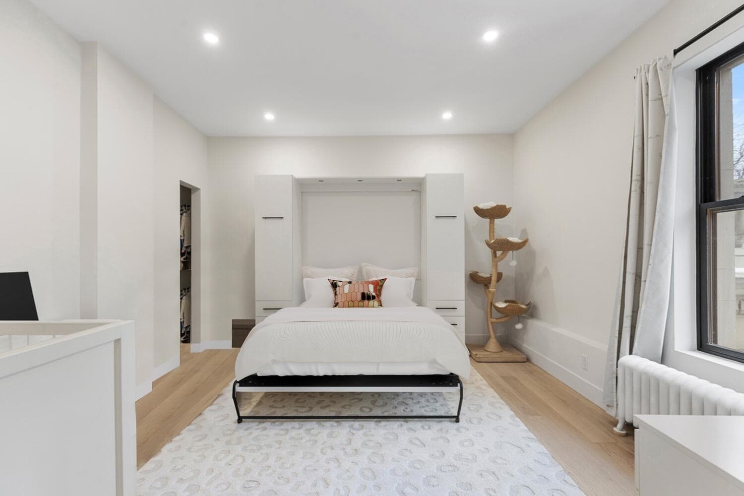 Condominium at 382 Commonwealth Ave Apt 24, Boston MA 02215, photo 22 of 32