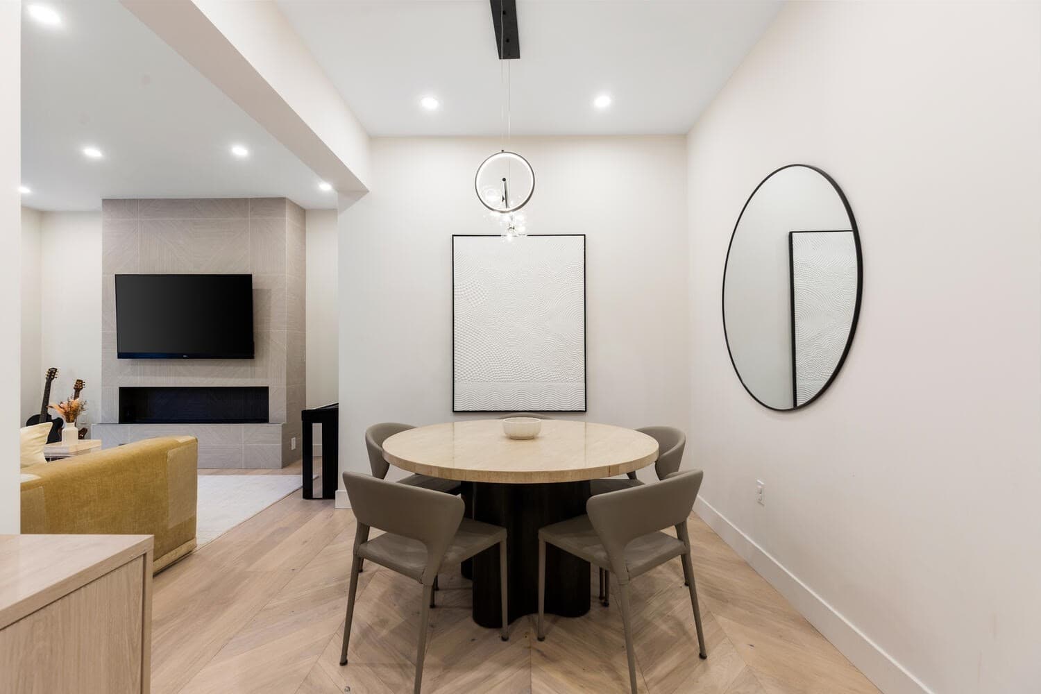 Condominium at 382 Commonwealth Ave Apt 24, Boston MA 02215, photo 9 of 32