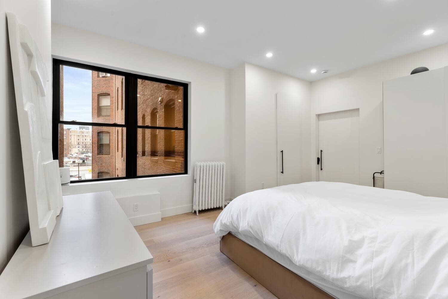 Condominium at 382 Commonwealth Ave Apt 24, Boston MA 02215, photo 18 of 32