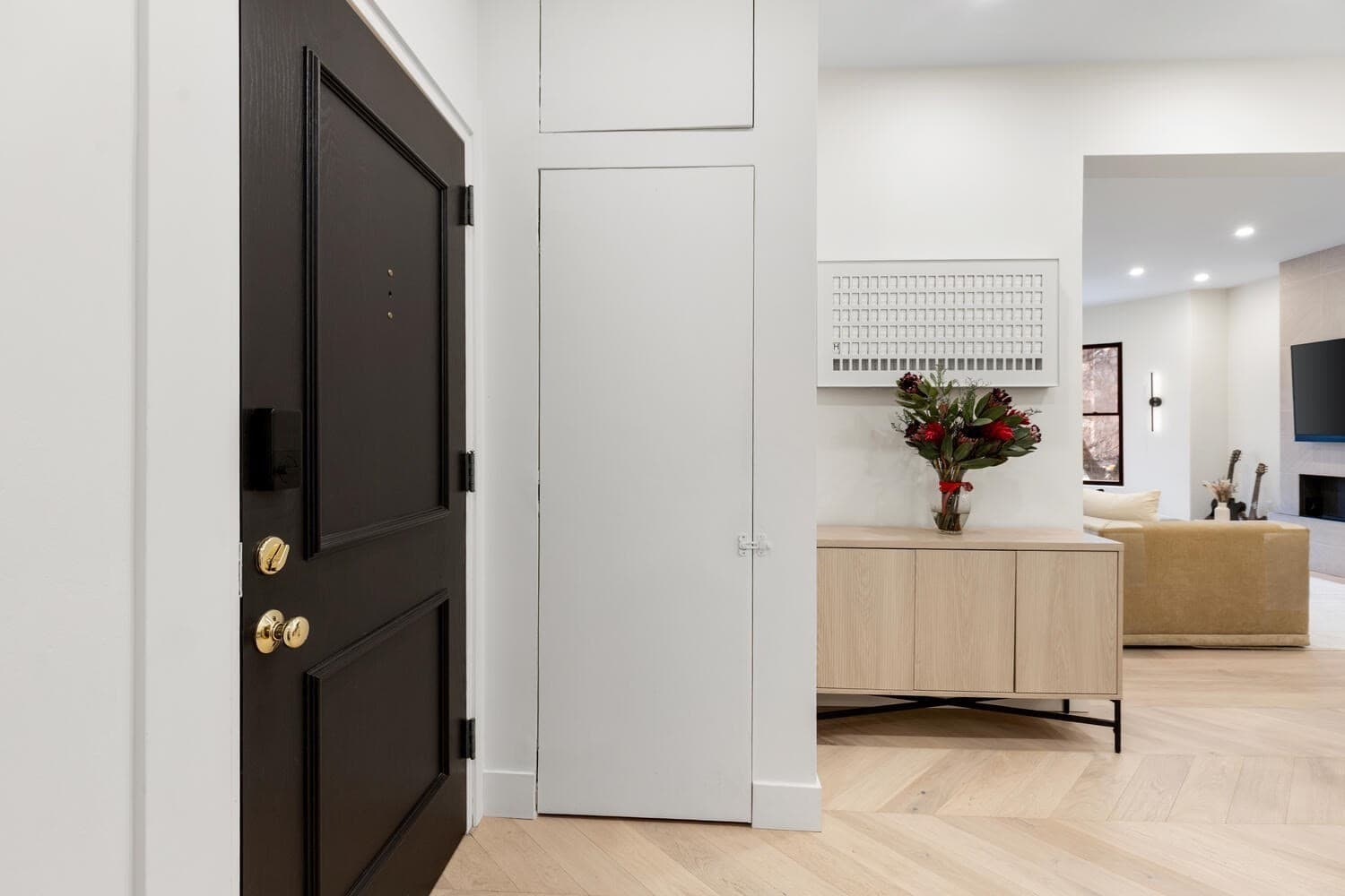 Condominium at 382 Commonwealth Ave Apt 24, Boston MA 02215, photo 11 of 32