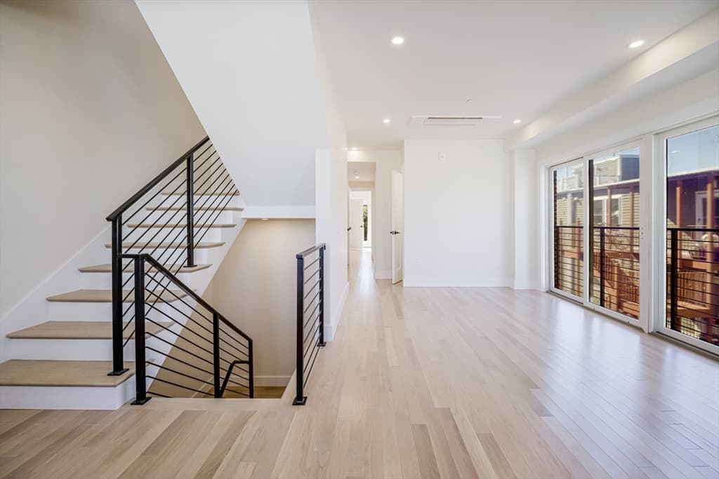 Condominium at 59 Gove St. # 4, Boston MA 02128, Boston, photo 6 of 32